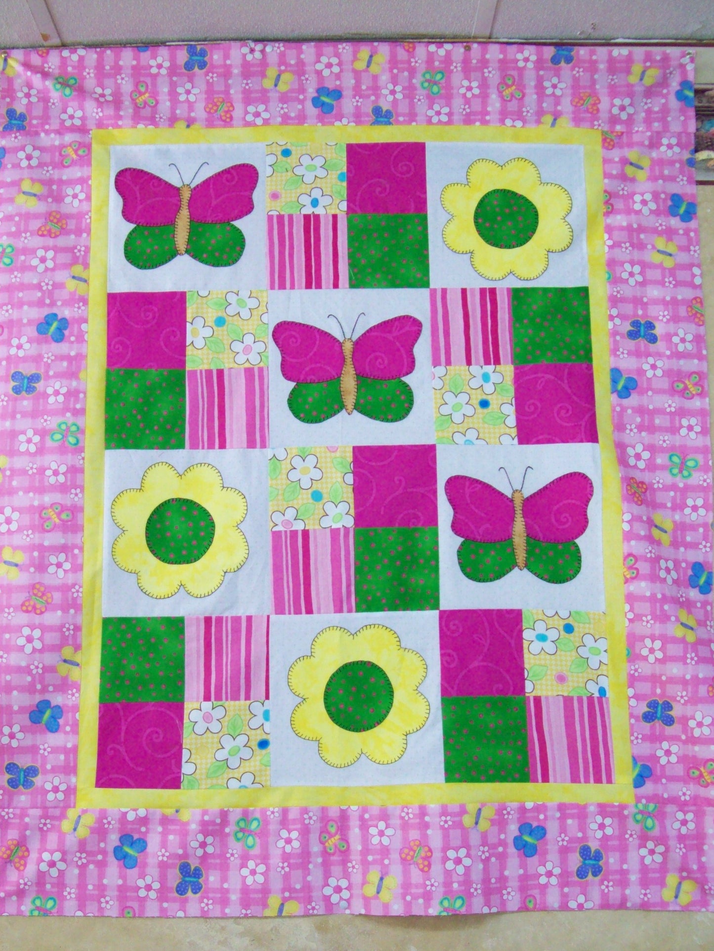Blooms and Butterflies Quilt